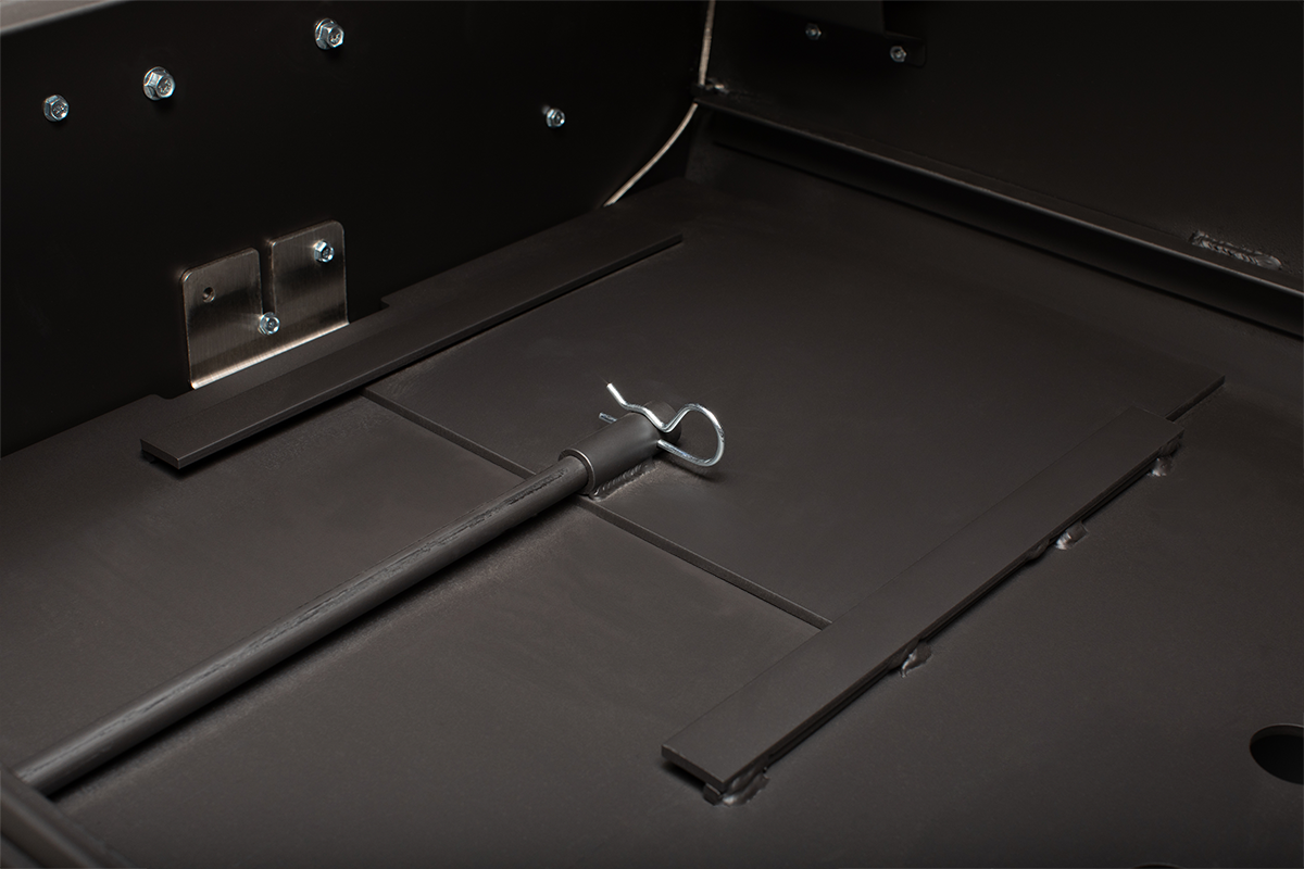 Yoder Smokers YS 1500S Competition Pellet Grill Orange Smokin' Deal BBQ